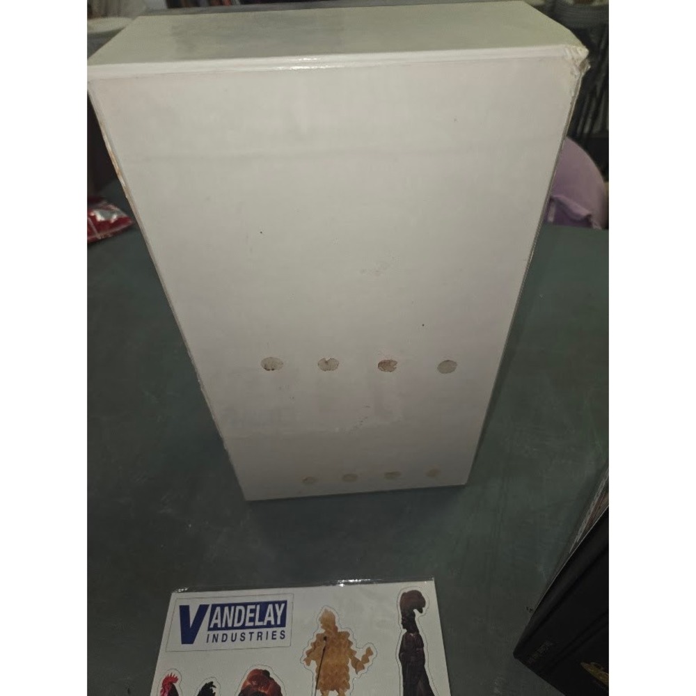 Seinfeld Complete Series DVD Box Set Fridge Collector Edition Vandelay Magnets - Picture 7 of 8
